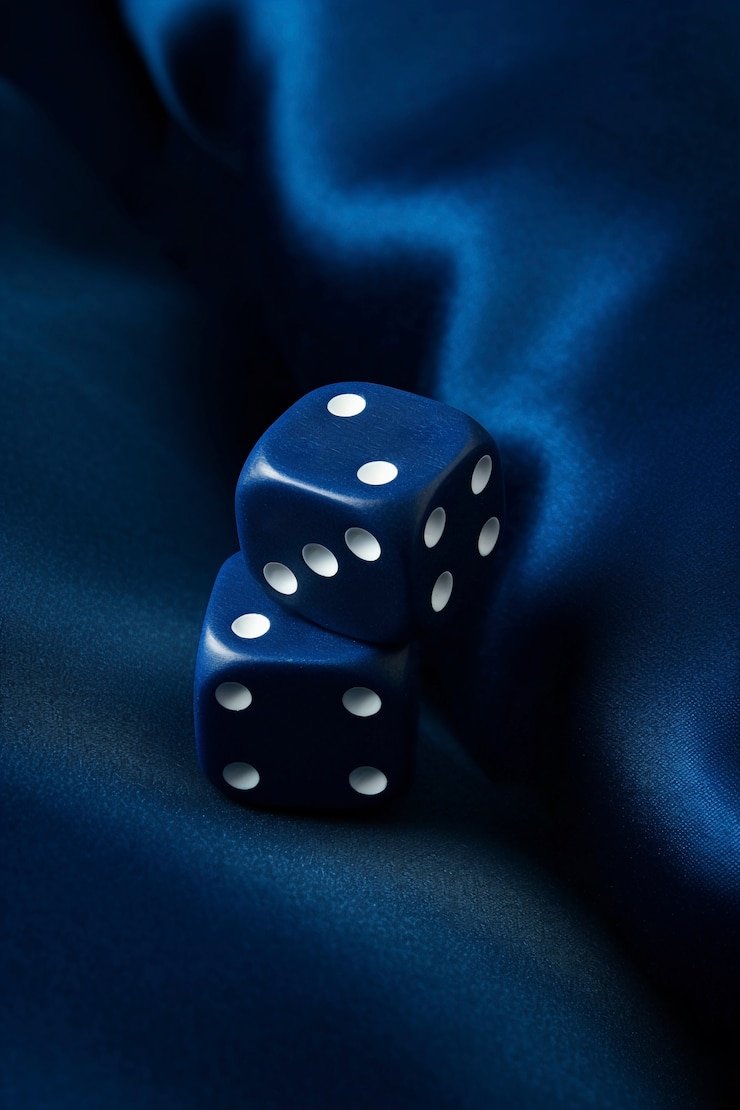 Dealer live casino siap melayani pemain yang bergabung secara online di setiabet88